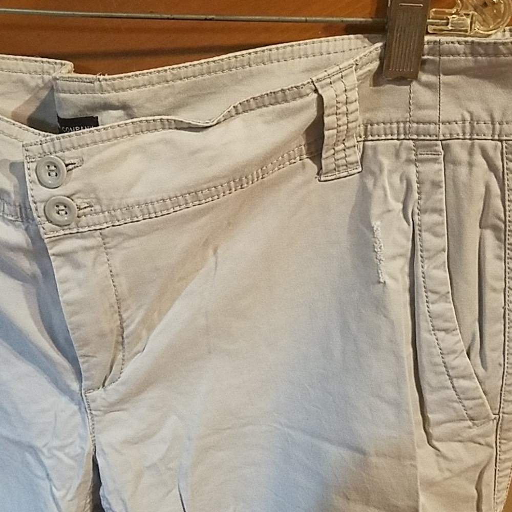 Chinos - Picture 2 of 5
